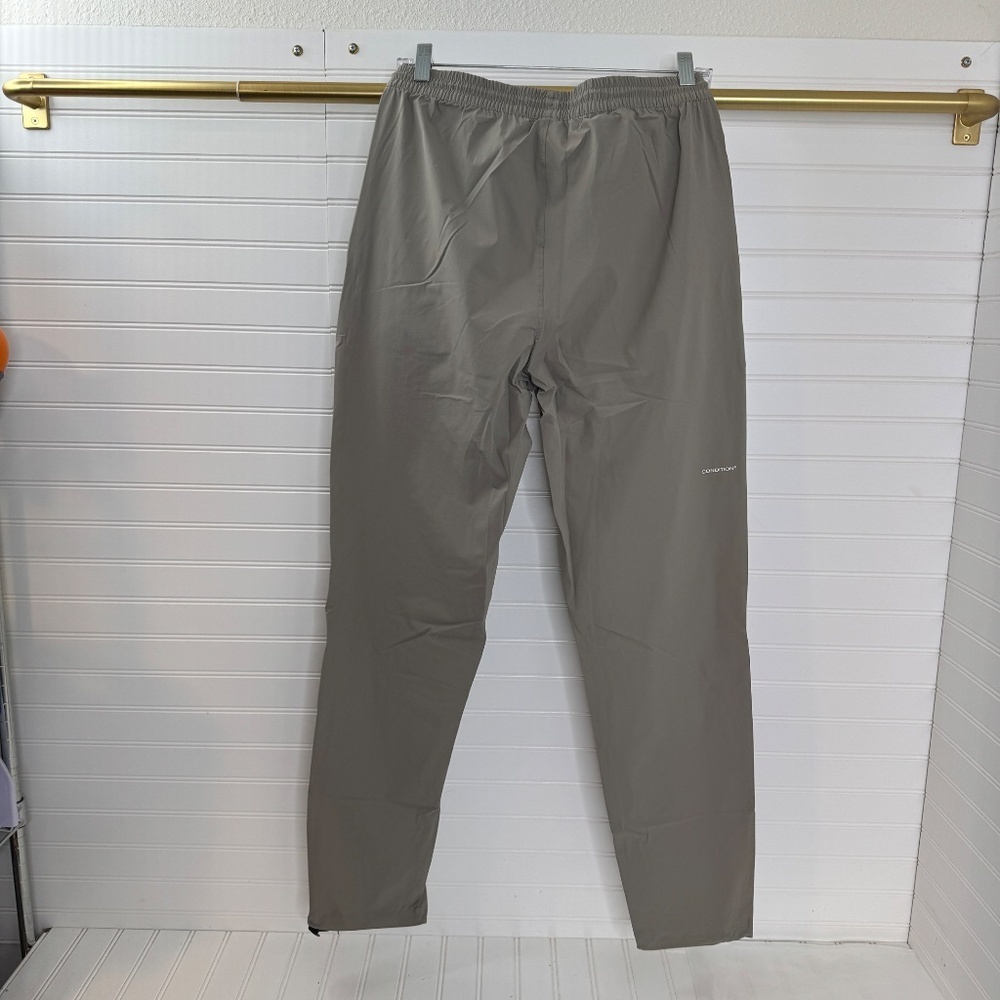 NEW Condition Nylon Everyday Pant Medium Rock - Picture 8 of 13